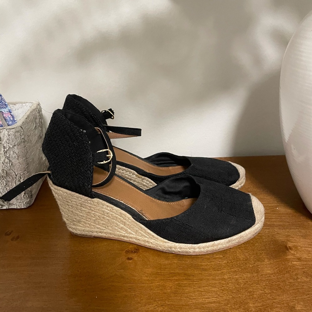 Black summer espadrilles